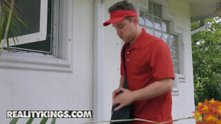 Reality Kings - kivarrott mami és egy fiatal örömrúd esete