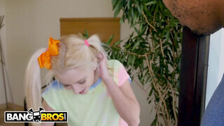 BANGBROS - Riley Star kedveli a csoki pöcst