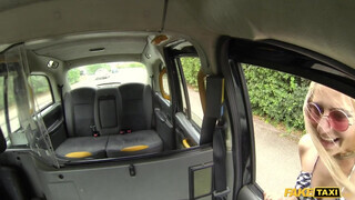 Fake Taxi - Fiatal bige segget nyal