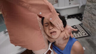 Brazzers - Mz Dani és Maya Farrell édeshármasban kefélnek