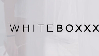 WhiteBoxxx - Eveline Dellai kedveli popó lyukba csinálni