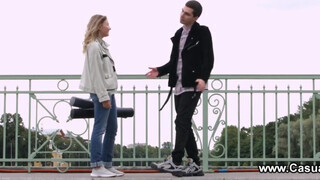 Casual Tini Porno - szexy csoki gádzsi és a barátja