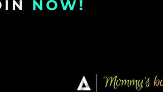 MOMMY'S BOY - Sophia West a szexi világos szőke milf