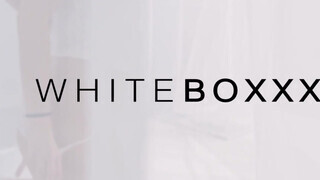 WHITEBOXXX - Anie Darling édeshármasban kufircol