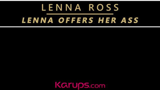 Lenna Ross feneke megkúrva