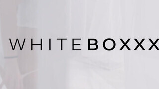 WhiteBoxxx - Sybil és Caprice kényeztetik egymást