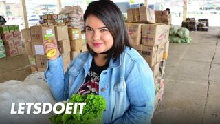 Dagadék brazil milf picsája mélyen megkúrelva xiomarától