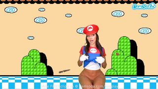 Sisi Rose gigászi popós cosplayje super mario makerben muff squirt órással